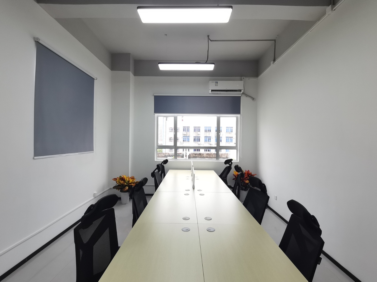 Newwork天河粤安8人间精品带窗办公室