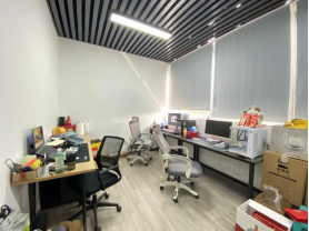 黄石花园精装9人间办公室出租，适合直播，优惠价1550元/月！